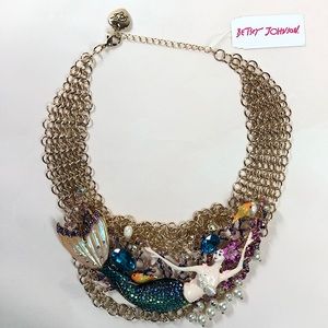 NWT Betsey Johnson Mermaid Statement Necklace